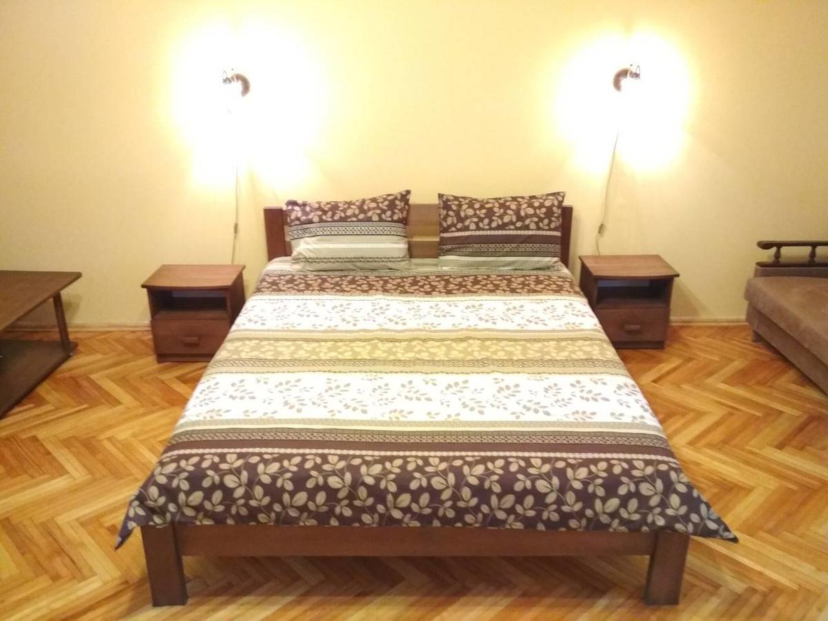 Apartment On Virmens'Ka Street Lviv Ngoại thất bức ảnh